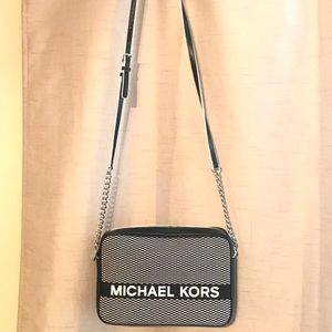 Michael Kors Jet set crossbody bag
